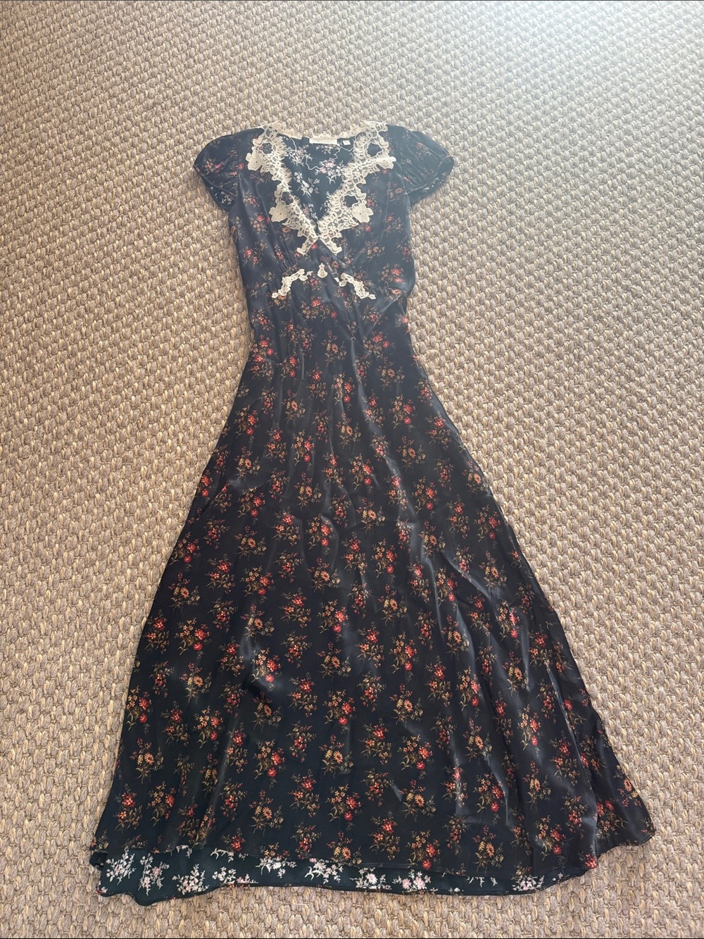 Floral Lace-Trim Maxi Dress in Black